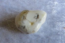 Opal weiß Trommelstein 25 x 19 mm