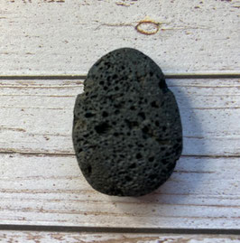 Lava Anhänger, 30 x 20 mm, gebohrt, Trommelstein