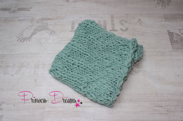 Posing Wolldecke / Korbfüller mint