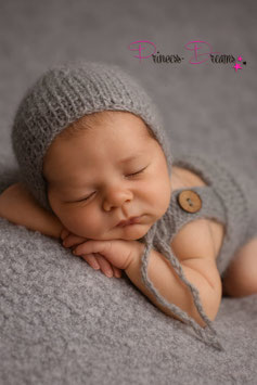 Set Mohair: Overall mit Haube grau