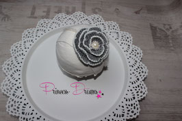 HB540b Häkelband creme Blume grau