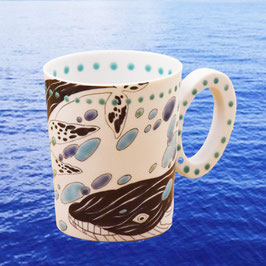 光るマグカップ クジラ