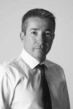 "﻿PRÉSENTATION PROFESSIONNELLE"
