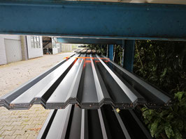 Antraciet Dakplaten grof profiel 1.035m werkend breed