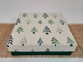 Schachtel "Christbäume Graspapier quadratisch"