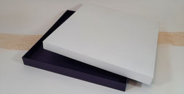 Schachtel mit Hebeplatten