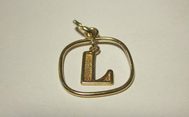 Pendant letter L