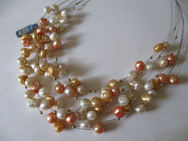 Necklace composed of pearls on steel wires