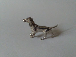 Mini hound in sterling silver