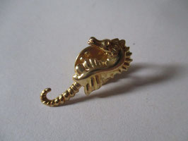 Gold sea horse pin