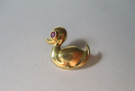 Gold duck pin with ruby