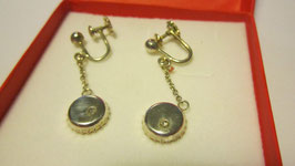 Round earrings pendant with zircon