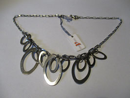 Silver necklace oval pendants