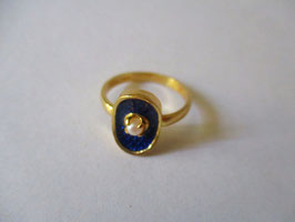 Blue enamelled ring with pearl