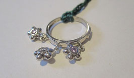 Sterling silver 925 ring with pendant daisies by Benetton