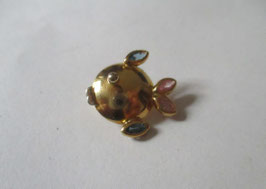 Brooch fish shape with topaz