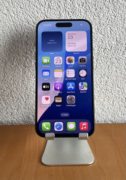 Refurbished Apple iPhone 15 Pro 128GB Zwart / B-Grade