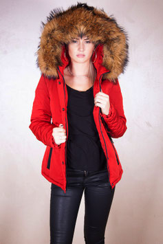 Joanna Jacke in Rot