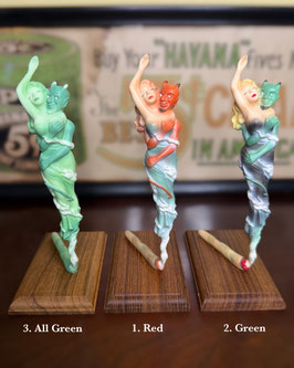 【Make to order】"THE REEFER" figurine