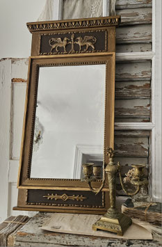 Shabby: Dekorativer alter Spiegel im Empire Stil Schweden