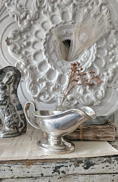 Shabby: Alte versilberte Sauciere aus Frankreich