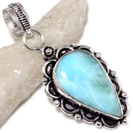 pendentif en larimar et plaqué argent 925 , 2