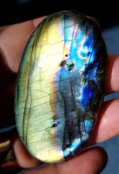 cabochon labradorite 3