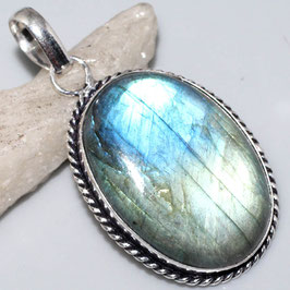 pendentif en labradorite et plaqué argent 925 , 9