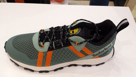 DEPORTIVA VERDE CON DETALLE NARANJA