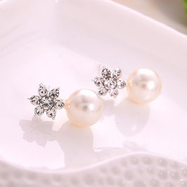 Ohrstecker Schneeflocke mit Perle