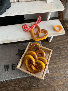 Wichtel Zubehör Bretzel