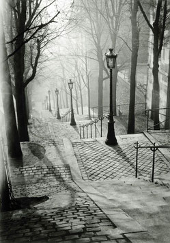 Montmartre! A Virtual Walk from Place des Abbesses to the Sacré-Coeur gardens with Chris Boïcos