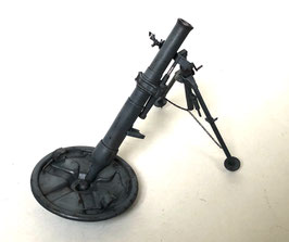 120mm  Granatwerfer mit Anhänger