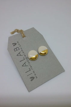 Cabochon in ceramica e oro.