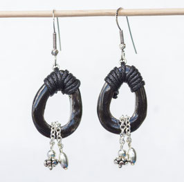 Boucles d'oreilles faïence noire et argent