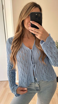 45. HÄKELCARDIGAN AMALFI - HELLBLAU