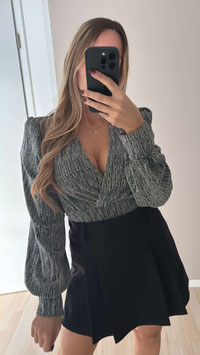 FALTENSKORT SERINA - schwarz