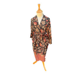 KIMONO DEWI (ZWART/ROOD) - UIT BALI