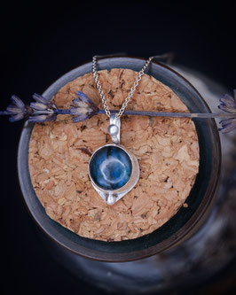 The Nocturnal Horizon | Inverted Teardrop Blue Labradorite Pendant (935)