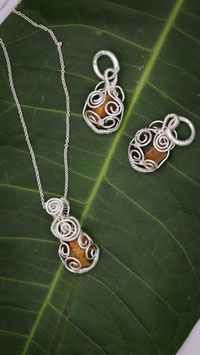 The Nomad’s Compass | Hexagon Tiger’s Eye Wire-Woven Pendant (935)