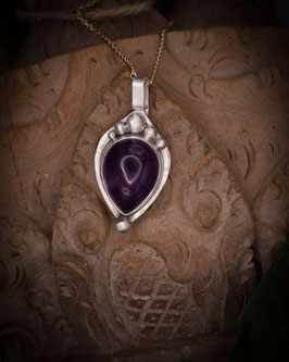 The Crown of Thorns | Inverted Tear Amethyst Necklace (935)