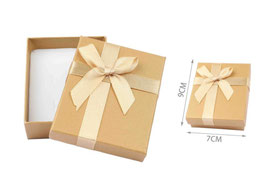 CAJA DE JOYERIA CADENA CON DIJE 7X9 ORO 660036