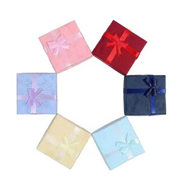 CAJA DE JOYERIA TEXTURIZADA 8.5X8.5 ALTA