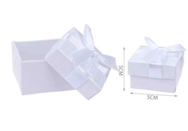 CAJA DE JOYERIA ANILLO 5X5 BLANCA 660032