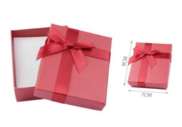 CAJA DE JOYERIA CADENA CON DIJE 7X9 ROJA 660038