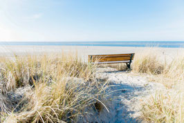 Bank am Strand