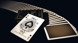 The Coterie Bee Playing Cards (Gold Edition) / コウテリー Bee デック（ゴールド エディション）