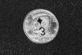 3 of Diamond Half Dollar (Replica) / くり抜きハーフダラー（ダイヤ３）【レプリカコイン】