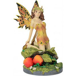 A Salons Gold Fairy by Linda Ravenscroft