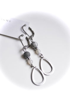 #2028, "Let it rain", Steel drop with Gray Agate & Moonstone, Earrings/Boucles d'oreilles